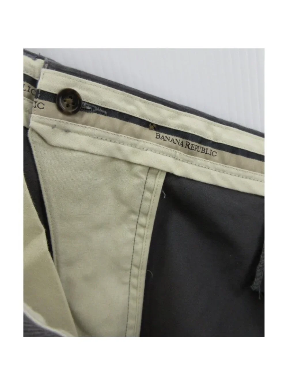 Banana Republic brand banana